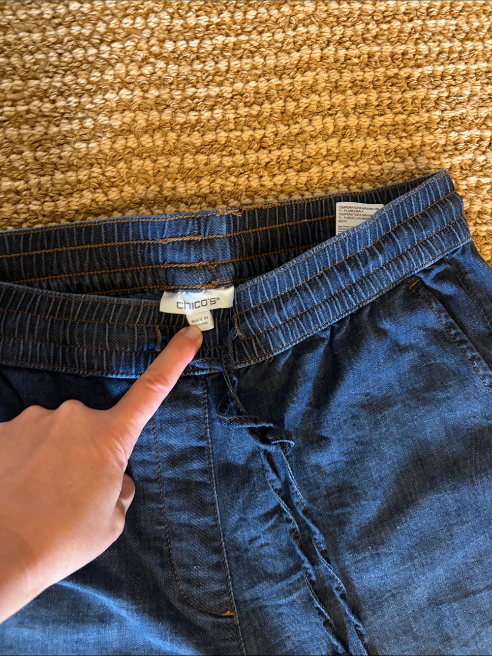 Chico's women’s Dark Blue Relaxed Denim Jogger Jeans